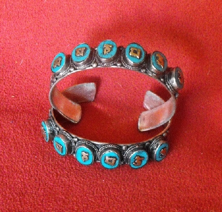 Pulsera alpaca pedreria om mane